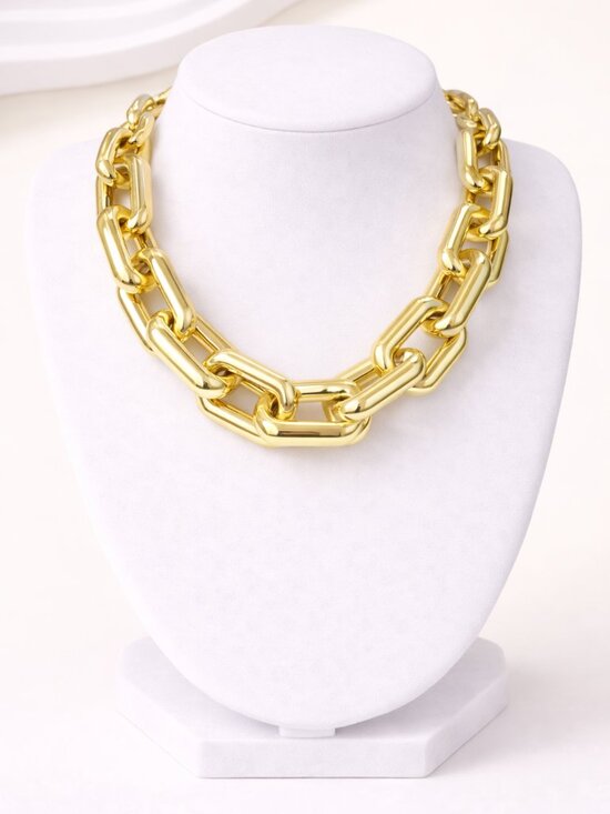 Jewelry - GOLD TONE LIVE SHOW PAPERCLIP NECKLACE